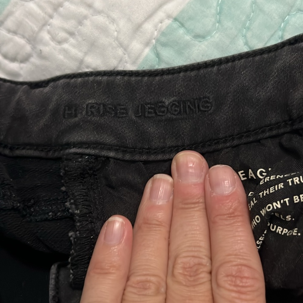 Like New Hi Rise Jegging - Picture 6 of 7